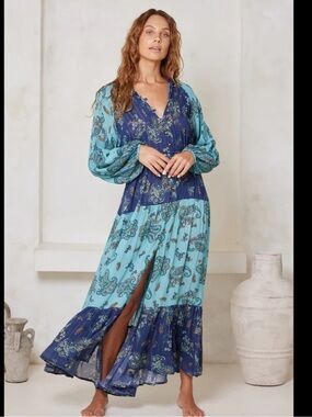 Tigerlily boho Pariso fern Teal and Navy Paisley gold button down Maxi Dress